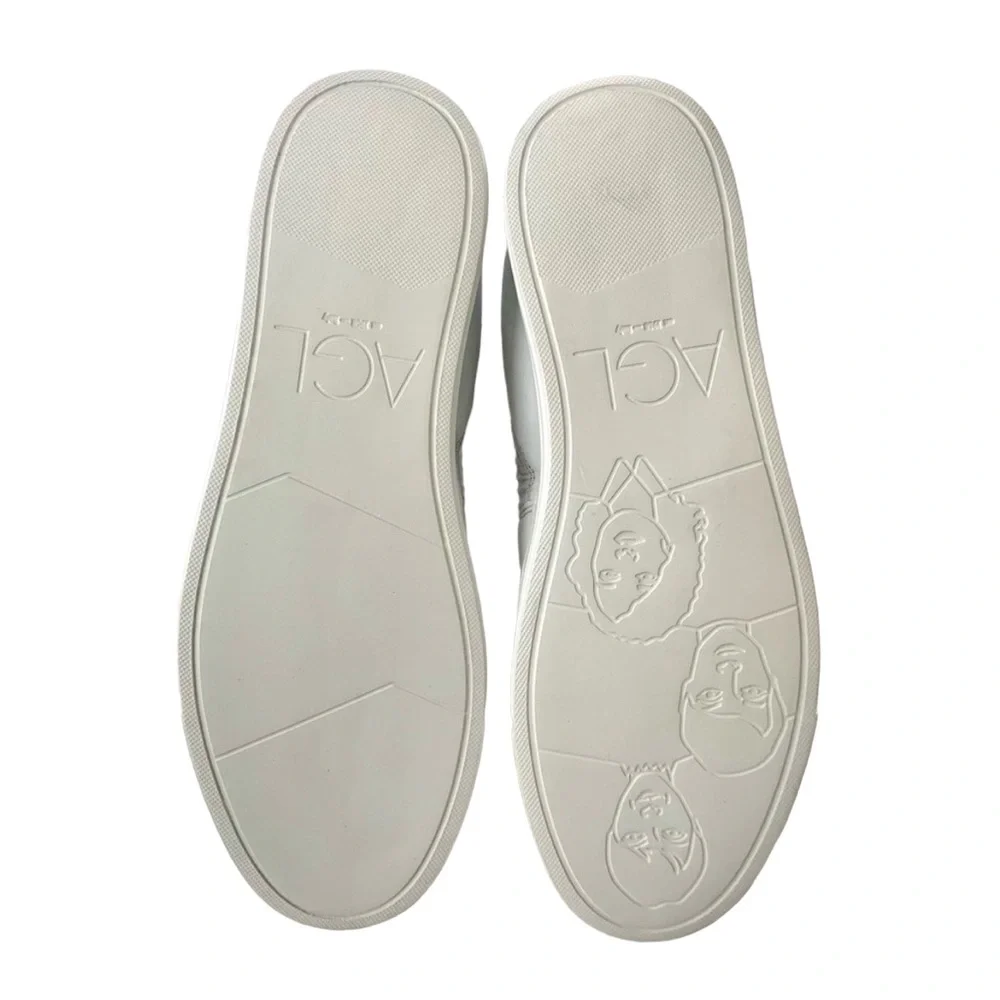 AGL Suzie Slip On White Sneaker Women’s Size 10.5